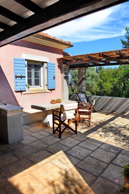 Domus Nostos Villa Apólpena Kültér fotó